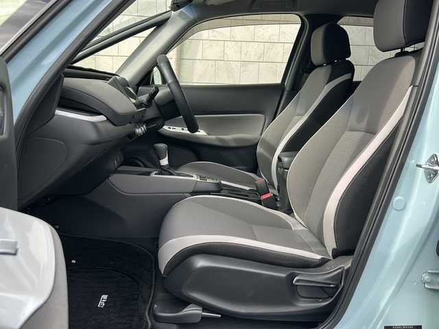 ホンダ フィット e:HEVクロスター 神奈川県 2020(令2)年 5.6万km サーフブルー/ブラック ワンオーナー/純正ナビ/（CD/DVD/AM/FM/SD/USB/AUX/BT/フルセグTV)/バックカメラ/前後ドライブレコーダー/オプション静止画撮影機能/ETC2.0/レーダークルーズコントロール/電動パーキングブレーキ/コーナーセンサー/横滑り防止装置/路外逸脱抑制機能/踏み間違い衝突軽減システム/ABS/ドアバイザー/ISOFIX/純正フロアマット/純正アルミホイール/スペアキー×１/保証書/取扱説明書