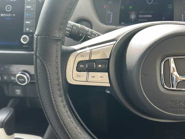 ホンダ フィット e:HEVクロスター 神奈川県 2020(令2)年 5.6万km サーフブルー/ブラック ワンオーナー/純正ナビ/（CD/DVD/AM/FM/SD/USB/AUX/BT/フルセグTV)/バックカメラ/前後ドライブレコーダー/オプション静止画撮影機能/ETC2.0/レーダークルーズコントロール/電動パーキングブレーキ/コーナーセンサー/横滑り防止装置/路外逸脱抑制機能/踏み間違い衝突軽減システム/ABS/ドアバイザー/ISOFIX/純正フロアマット/純正アルミホイール/スペアキー×１/保証書/取扱説明書