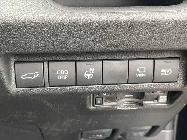 トヨタ ＲＡＶ４ アドベンチャー オフロードPKGⅡ 神奈川県 2024(令6)年 1.7万km アティチュードブラックマイカ 純正ディスプレイオーディオ/Bluetooth/AppleCarPlay/AndroidAuto/追従式クルーズコントロール/全周囲カメラ/純正ドライブレコーダー/電動リアゲート/パワーシート/シートヒーター/エアシート/ステアリングヒーター/ルーフレール/ETC2.0/LEDヘッドライト/フォグランプ/オートブレーキホールド/ダウンヒルアシストコントロール/オートマチックハイビーム/コーナーセンサー/リフトアップ/横滑り防止装置/レーンキープアシスト/純正フロアマット/純正アルミホイール/盗難防止装置/カーテンエアバック