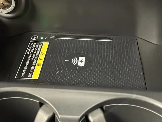 ホンダ ＺＲ－Ｖ ハイブリッド e:HEV Z 群馬県 2023(令5)年 1.5万km プラチナホワイトパール 純正９型ナビ　ＢＯＳＥサウンド　バックカメラ　ワイヤレス充電　アダクティブクルーズコントロール　電動リアゲート　パドルシフト　レザーシート　前席シートヒーター　ＥＴＣ２．０　ＬＥＤライト　禁煙車