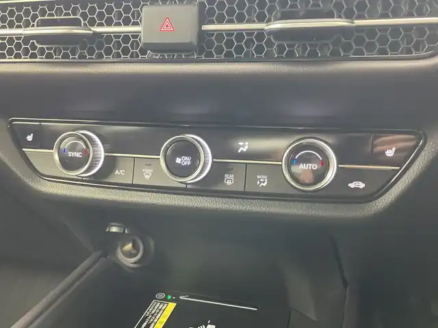 ホンダ ＺＲ－Ｖ ハイブリッド e:HEV Z 群馬県 2023(令5)年 1.5万km プラチナホワイトパール 純正９型ナビ　ＢＯＳＥサウンド　バックカメラ　ワイヤレス充電　アダクティブクルーズコントロール　電動リアゲート　パドルシフト　レザーシート　前席シートヒーター　ＥＴＣ２．０　ＬＥＤライト　禁煙車