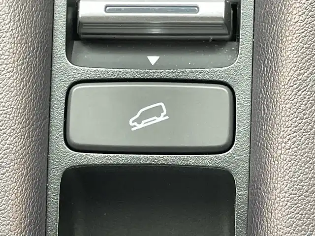 ホンダ ＺＲ－Ｖ ハイブリッド e:HEV Z 群馬県 2023(令5)年 1.5万km プラチナホワイトパール 純正９型ナビ　ＢＯＳＥサウンド　バックカメラ　ワイヤレス充電　アダクティブクルーズコントロール　電動リアゲート　パドルシフト　レザーシート　前席シートヒーター　ＥＴＣ２．０　ＬＥＤライト　禁煙車