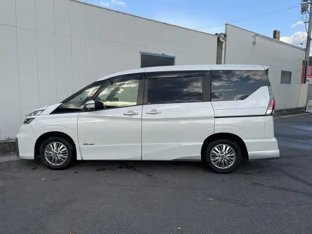 日産 セレナ ライダー 福島県 2016(平28)年 12.6万km ブリリアントホワイトパール (株)IDOMが運営する【じしゃロン福島店】の自社ローン専用車両になります。こちらは現金またはオートローンご利用時の価格です。自社ローンご希望の方は別途その旨お申付け下さい/社外メモリナビ/フルセグテレビ/アラウンドビューモニター/両側パワースライドドア/ハンズフリードア/衝突軽減システム/パーキングアシスト/革巻ステアリング/LEDヘッドライト/セーフティパックA