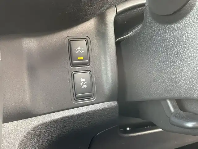 日産 セレナ ライダー 福島県 2016(平28)年 12.6万km ブリリアントホワイトパール (株)IDOMが運営する【じしゃロン福島店】の自社ローン専用車両になります。こちらは現金またはオートローンご利用時の価格です。自社ローンご希望の方は別途その旨お申付け下さい/社外メモリナビ/フルセグテレビ/アラウンドビューモニター/両側パワースライドドア/ハンズフリードア/衝突軽減システム/パーキングアシスト/革巻ステアリング/LEDヘッドライト/セーフティパックA