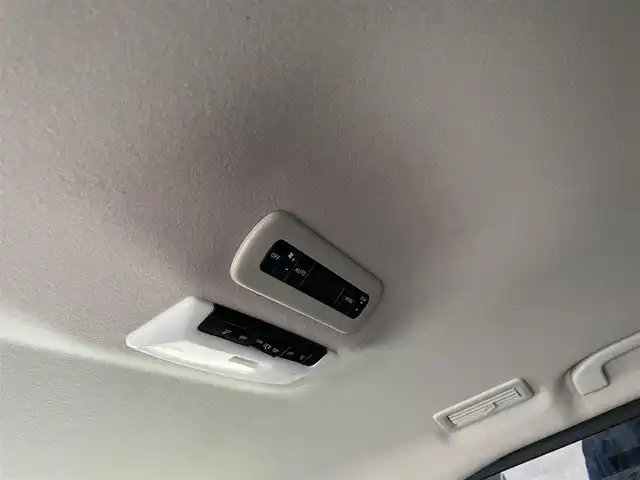 日産 セレナ ライダー 福島県 2016(平28)年 12.6万km ブリリアントホワイトパール (株)IDOMが運営する【じしゃロン福島店】の自社ローン専用車両になります。こちらは現金またはオートローンご利用時の価格です。自社ローンご希望の方は別途その旨お申付け下さい/社外メモリナビ/フルセグテレビ/アラウンドビューモニター/両側パワースライドドア/ハンズフリードア/衝突軽減システム/パーキングアシスト/革巻ステアリング/LEDヘッドライト/セーフティパックA