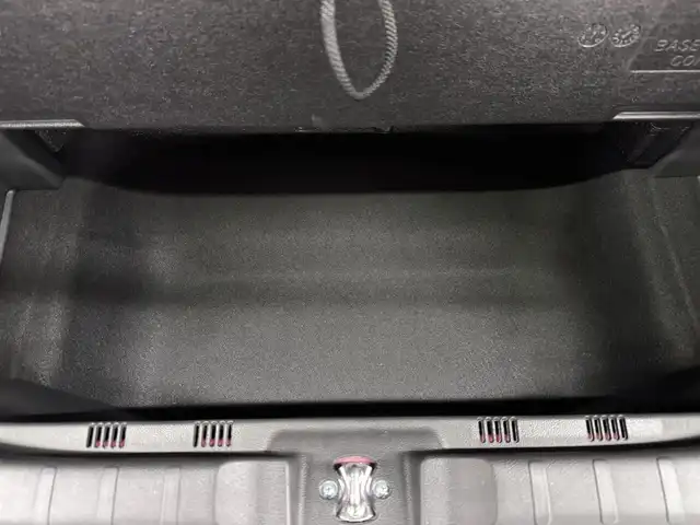 ホンダ Ｎ ＷＧＮ カスタム G Lパッケージ 三重県 2016(平28)年 2.5万km ミラノレッド ガソリン/FF/インパネCVT/純正 7インチナビ VXM-164VFi/（CD/DVD/FM/AM/TV/iPod/SD/USB/Bluetooth/VTR/AUX）/バックカメラ/ビルトイン ETC/安全/・近距離衝突軽減ブレーキ［CTBA］/・VSA（ABS＋TCS＋横すべり抑制）/・SRS サイド＆カーテンエアバッグ/装備/・ハーフレザーシート/・クルーズコントロール/・オートエアコン/・オートライト/・キセノンヘッドライト/・LEDフロントフォグランプ/・ステアリングスイッチ/・USBジャック（充電用x2、入力対応x1）/・電動格納ドアミラー（ウインカー付）/・純正14inAW/・スマートキーx2/・取/ナビ取/など