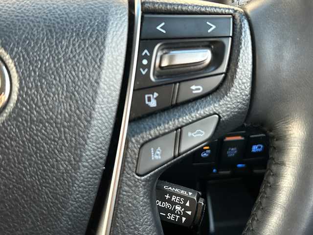 トヨタ アルファード S Cパッケージ 茨城県 2022(令4)年 3.4万km スパークリングブラックパールクリスタルシャイン 純正ディスプレイオーディオ＆ナビ機能付き/(CD・DVD・BT・USB・Applecarplay・ラジオ再生)/後席フリップダウンモニター/電動リアゲート/レーダークルーズコントロール/レーンアシスト/プリクラッシュセーフティ/コーナーセンサー/ブラインドスポットモニター/本革レザーシート/シートベンチレーション/パワーシート/ステアリングヒーター/ドライブレコーダー/バックカメラ/ビルトインETC/オートライト/LEDヘッドライト/純正18inアルミホイール/純正フロアマット/スマートキー/スペアキー/取扱説明書/保証書