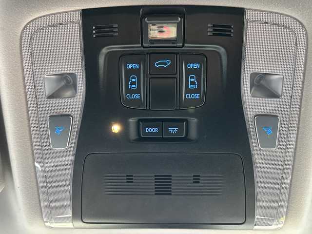 トヨタ アルファード S Cパッケージ 茨城県 2022(令4)年 3.4万km スパークリングブラックパールクリスタルシャイン 純正ディスプレイオーディオ＆ナビ機能付き/(CD・DVD・BT・USB・Applecarplay・ラジオ再生)/後席フリップダウンモニター/電動リアゲート/レーダークルーズコントロール/レーンアシスト/プリクラッシュセーフティ/コーナーセンサー/ブラインドスポットモニター/本革レザーシート/シートベンチレーション/パワーシート/ステアリングヒーター/ドライブレコーダー/バックカメラ/ビルトインETC/オートライト/LEDヘッドライト/純正18inアルミホイール/純正フロアマット/スマートキー/スペアキー/取扱説明書/保証書