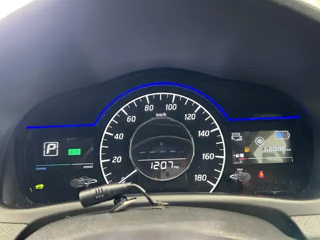 日産 ノート e－パワー B 鹿児島県 2019(平31)年 6.9万km ブリリアントホワイトパール 社外7インチナビ　（AVIC‐CZ901）/　フルセグTV　CD/DVD/SD/Bluetooth/プッシュスタート/バックカメラ/コーナーセンサー/横滑り防止/衝突軽減ブレーキ/車線逸脱防止支援システム/ETC/ヘッドライトレベライザー/電動格納ミラー