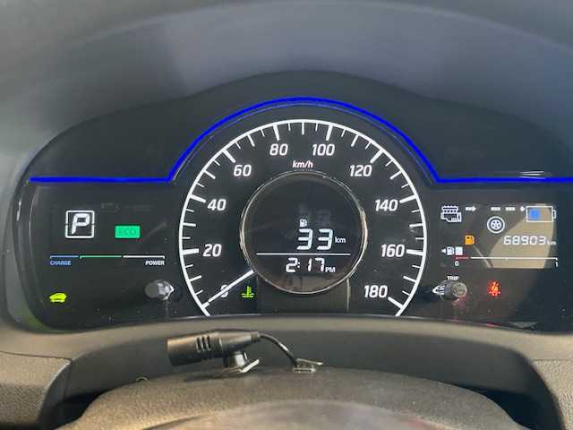 日産 ノート e－パワー B 静岡県 2019(平31)年 6.9万km ブリリアントホワイトパール (株)IDOMが運営する【じしゃロン浜松店】の自社ローン専用車両になりますこちらは現金またはオートローンご利用時の価格です。自社ローンご希望の方は別途その旨お申付け下さい/社外7インチナビ　（AVIC‐CZ901）/　フルセグTV　CD/DVD/SD/Bluetooth/プッシュスタート/バックカメラ/コーナーセンサー/横滑り防止/衝突軽減ブレーキ/車線逸脱防止支援システム/ETC/ヘッドライトレベライザー/電動格納ミラー