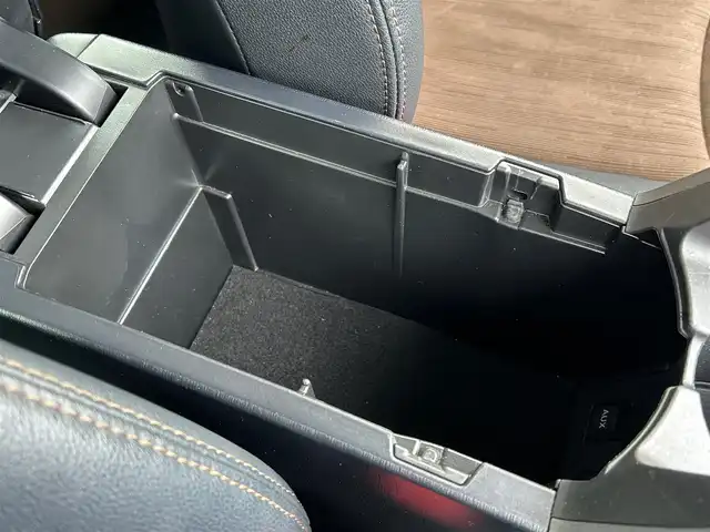トヨタ プリウス G 岩手県 2014(平26)年 11.6万km レッドマイカメタリック １DINオーディオ/　　CD/FM/AM/USB/AUX/クルーズコントロール/HIDオートライト/ハーフレザー/スマートキー/ETC