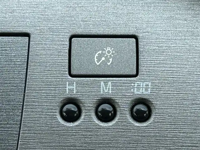 トヨタ プリウス G 岩手県 2014(平26)年 11.6万km レッドマイカメタリック １DINオーディオ/　　CD/FM/AM/USB/AUX/クルーズコントロール/HIDオートライト/ハーフレザー/スマートキー/ETC