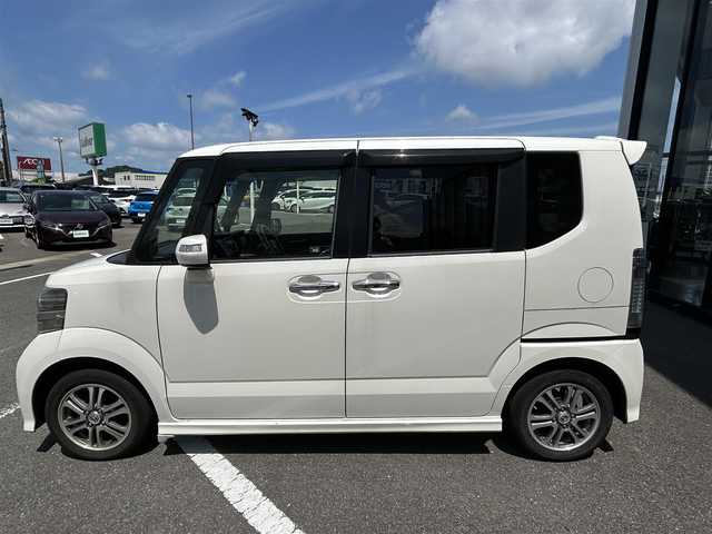 ホンダ Ｎ ＢＯＸ カスタム G Lパッケージ 長崎県 2013(平25)年 7.8万km プレミアムホワイトパール 純正オーディオ（ＡＭ／ＦＭ／ＣＤ／ＡＵＸ／ＵＳＢ）/ＥＴＣ/片側パワスラ/純正アルミ/純正フロアマット/スペアキー/スマートキー/オートライト/横滑り防止装置/保証書/取扱説明書/記録簿/ワンオーナー