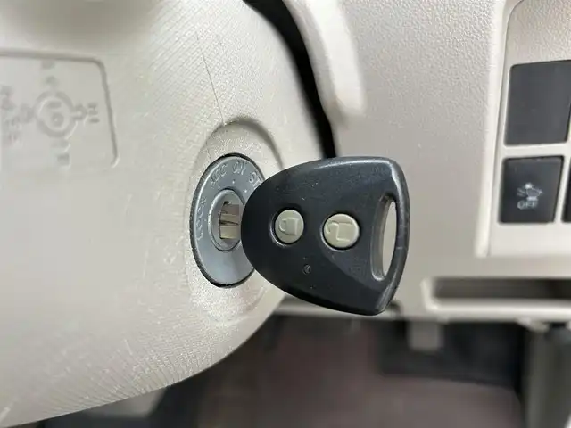 ダイハツ タント L スマートセレクション SA 新潟県 2014(平26)年 12.4万km コットンアイボリー インパネCVT/冬タイヤ付き/純正HDDナビ/Bluetooth接続/純正14インチアルミホイール/ABS/両側スライドドア/エアコン