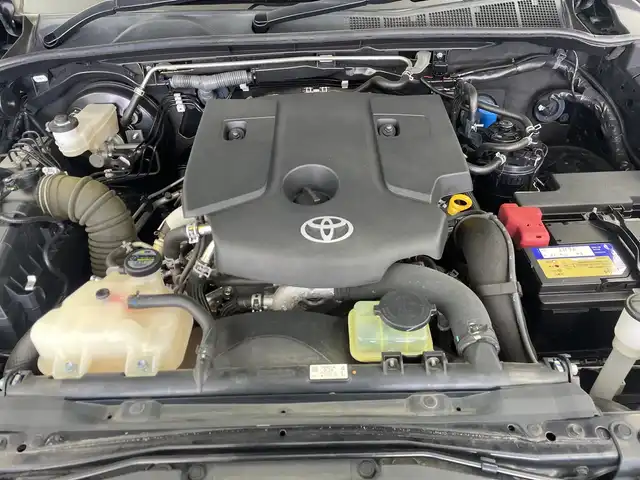 トヨタ ハイラックス Z 三重県 2019(平31)年 6.2万km アティチュードブラックマイカ /禁煙車//社外ポータブルナビ/　BT/フルセグTV/AM/FM/HDMI/CD/DVD//クルーズコントロール//キャノピー//TRD フロントアンダーカバー//ステアリングスイッチ//オートライト//バックモニター//レーンキープアシスト//プリクラッシュ//電格ミラー//ETC//ウィンカーミラー//スペアキー×1//JAOSスタッドレスタイヤ積込