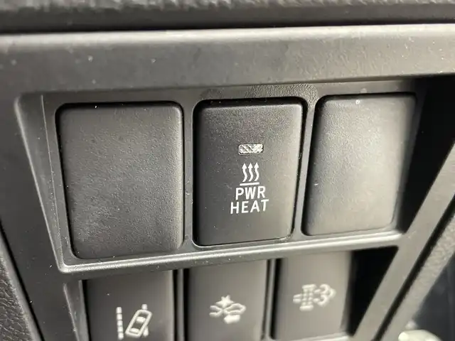 トヨタ ハイラックス Z 三重県 2019(平31)年 6.2万km アティチュードブラックマイカ /禁煙車//社外ポータブルナビ/　BT/フルセグTV/AM/FM/HDMI/CD/DVD//クルーズコントロール//キャノピー//TRD フロントアンダーカバー//ステアリングスイッチ//オートライト//バックモニター//レーンキープアシスト//プリクラッシュ//電格ミラー//ETC//ウィンカーミラー//スペアキー×1//JAOSスタッドレスタイヤ積込