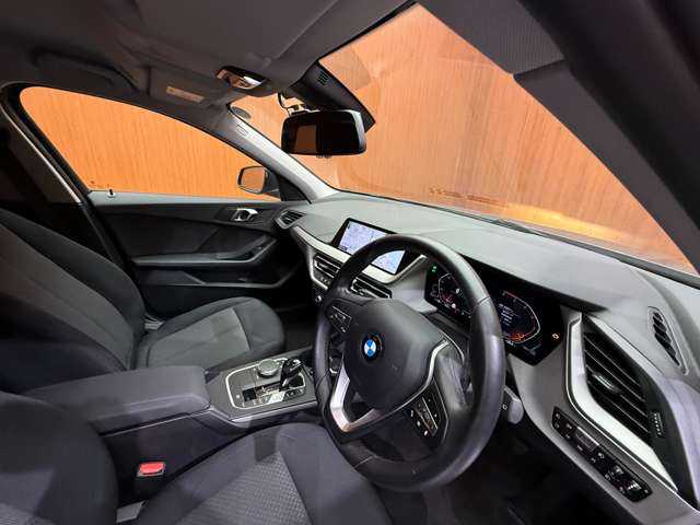 ＢＭＷ ＢＭＷ １１８ｄ Mスポーツ EDジョイ+ 千葉県 2021(令3)年 3.2万km グレーＭ 1オーナー　/純正ナビ　/バックカメラ　/パーキングアシスト　/PDC　/LEDヘッドライト　/ハイビームアシスト　/ドライブレコーダー　/メモリーパワーシート　/純正16インチAW　/ETC