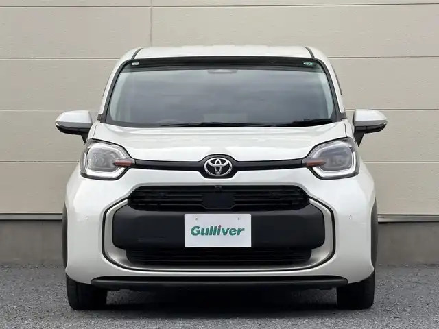 トヨタ シエンタ ハイブリッド Z 茨城県 2023(令5)年 4.8万km ホワイトパールクリスタルシャイン 純正10.5インチディスプレイオーディオプラス/(FM/AM/Bluetooth/TV/Miracast)/パノラミックビューモニター/バックカメラ/レーダークルーズコントロール/ブラインドスポットモニター/ETC2.0/両側パワースライドドア/コンフォートパッケージ/レーダークルーズコントロール/ルーフファン/シートヒーター(D/N席)/ステアリングヒーター/ステアリングスイッチ/レーンアシスト/オートライト/オートハイビーム/プリクラッシュセーフティ/純正ＡＷ