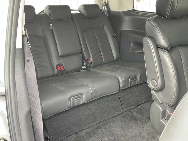 日産 エルグランド ライダー 黒本革シート 長野県 2017(平29)年 6.2万km ブリリアントホワイトパール ４WD/ブラックレザーシート/両側パワースライドドア/メモリナビフルセグTV/バックカメラ/ETC/純正18インチアルミ/シートヒーター/パワーシート/クルーズコントロール/プッシュスタート/保証書/スペアキー