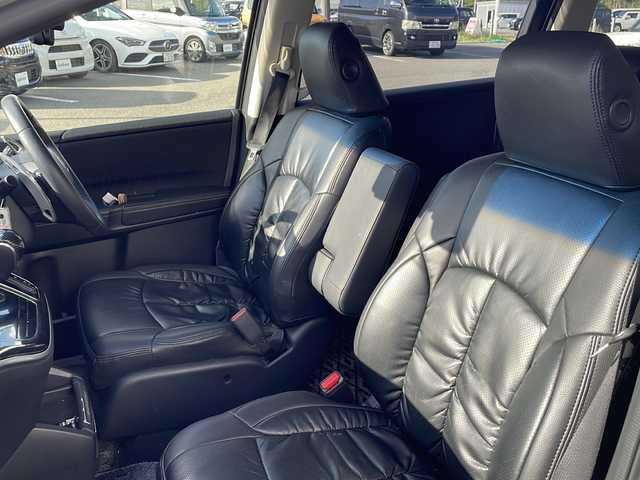 ホンダ オデッセイ アブソルート 兵庫県 2014(平26)年 2.8万km ホワイトオーキッドパール 純正ナビ（AM/FM/BT/DVD/ipod/USB/AUX)/・ワンセグTV/バックカメラ/横滑り防止/アイドリングストップ/ステアリングスイッチ/エコモード/パドルシフト/両側パワースライドドア/デジタルインナーミラー/フリップダウンモニター/ETC