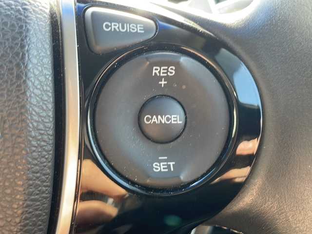 ホンダ オデッセイ アブソルート 兵庫県 2014(平26)年 2.8万km ホワイトオーキッドパール 純正ナビ（AM/FM/BT/DVD/ipod/USB/AUX)/・ワンセグTV/バックカメラ/横滑り防止/アイドリングストップ/ステアリングスイッチ/エコモード/パドルシフト/両側パワースライドドア/デジタルインナーミラー/フリップダウンモニター/ETC