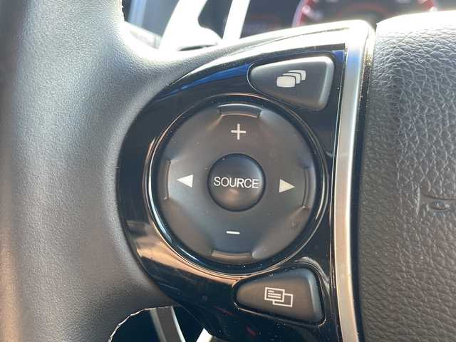 ホンダ オデッセイ アブソルート 兵庫県 2014(平26)年 2.8万km ホワイトオーキッドパール 純正ナビ（AM/FM/BT/DVD/ipod/USB/AUX)/・ワンセグTV/バックカメラ/横滑り防止/アイドリングストップ/ステアリングスイッチ/エコモード/パドルシフト/両側パワースライドドア/デジタルインナーミラー/フリップダウンモニター/ETC