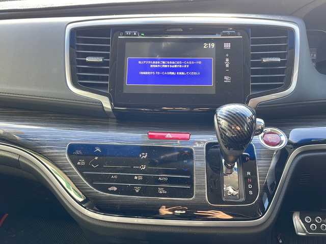 ホンダ オデッセイ アブソルート 兵庫県 2014(平26)年 2.8万km ホワイトオーキッドパール 純正ナビ（AM/FM/BT/DVD/ipod/USB/AUX)/・ワンセグTV/バックカメラ/横滑り防止/アイドリングストップ/ステアリングスイッチ/エコモード/パドルシフト/両側パワースライドドア/デジタルインナーミラー/フリップダウンモニター/ETC