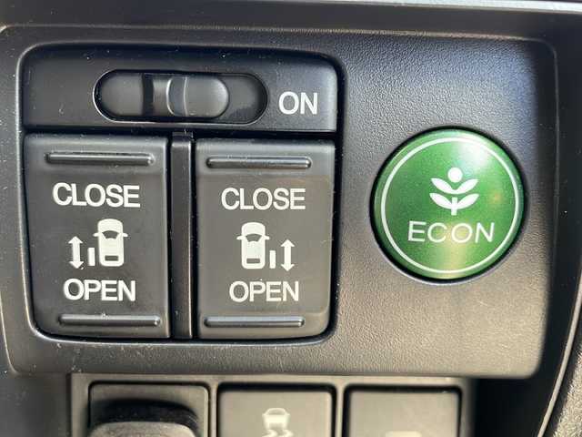 ホンダ オデッセイ アブソルート 兵庫県 2014(平26)年 2.8万km ホワイトオーキッドパール 純正ナビ（AM/FM/BT/DVD/ipod/USB/AUX)/・ワンセグTV/バックカメラ/横滑り防止/アイドリングストップ/ステアリングスイッチ/エコモード/パドルシフト/両側パワースライドドア/デジタルインナーミラー/フリップダウンモニター/ETC