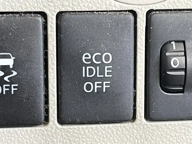 ダイハツ タント L SA 宮城県 2014(平26)年 16.7万km コットンアイボリー 4WD/社外オーディオ/（ＦＭ／ＡＭ／ＣＤ／ＡＵＸ／ＵＳＢ）　/スマートアシスト　/アイドリングストップ　/横滑り防止装置　/ベンチシート　/ライトレベライザー　/リモコンキー　/電動格納ミラー