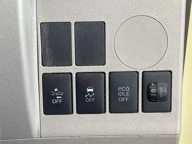 ダイハツ タント L SA 宮城県 2014(平26)年 16.7万km コットンアイボリー 4WD/社外オーディオ/（ＦＭ／ＡＭ／ＣＤ／ＡＵＸ／ＵＳＢ）　/スマートアシスト　/アイドリングストップ　/横滑り防止装置　/ベンチシート　/ライトレベライザー　/リモコンキー　/電動格納ミラー