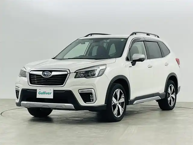 スバル フォレスター ハイブリッド アドバンス 福島県 2021(令3)年 4.3万km クリスタルホワイトP アイサイト/・プリクラッシュブレーキ/・車線逸脱警報装置/・BMS/・RAB/・ACC/純正ナビ/・型番：AVIC-R2711/・フルセグTV/BT/CD/DVD/・バックカメラ/フロントカメラ/サイドカメラ/・ETC/・前後ドライブレコーダー/デジタルインナーミラー/電子パーキング/・オートホールド/パワーバックドア/革巻きステアリング/・ステアリングスイッチ/・パドルシフト/・ステアリングヒーター/D/Nパワーシート/・シートヒーター/・ハーフレザーシート/プッシュスタート/LEDライト/・オートライト/・フォグライト/電動格納ミラー/ドアバイザー/ルーフレール/純正フロアマット