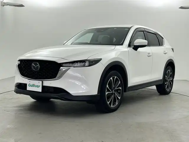 マツダ ＣＸ－５ XD Lパッケージ 福井県 2022(令4)年 1.6万km スノーフレイクホワイトパールマイカ i-ACTIVE SENSE/-衝突軽減ブレーキ/-ブラインドスポットモニター/-レーンキープアシスト/-レーダークルーズコントロール/-パーキングセンサー/10.25インチマツダコネクトナビ/-Bluetooth/-USB/-AM/-FM/アラウンドビューモニター/白レザーシート/-前席パワーシート/-前席シートヒーター/革巻きステアリング/-ステアリングヒーター/-パドルシフト/BOSEサウンド/ハンズフリーパワーバックドア/LEDオートライト/ETC/おくだけ充電