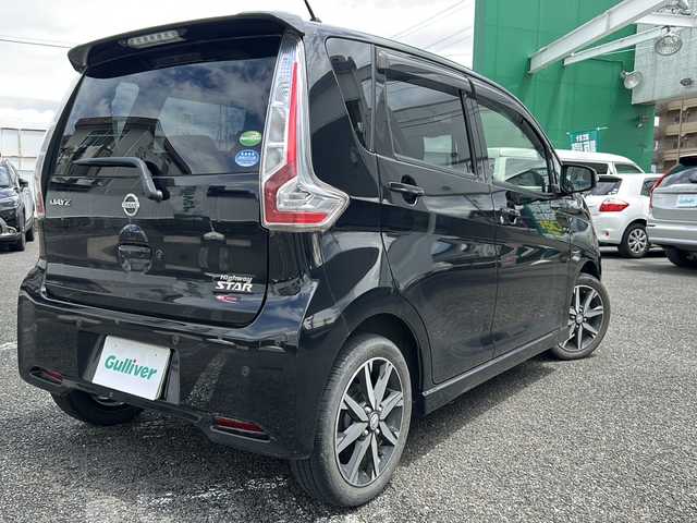 日産 デイズ ハイウェイスターG ターボ 岐阜県 2018(平30)年 4万km ブラック ワンオーナー/純正オーディオ/FM/AM/CD/AUX/全周囲モニター/バックカメラ/コーナーセンサー（F/R）/エマージェンシーブレーキ/踏み間違え防止アシスト/車線逸脱警報/オートハイビーム/ふらつき防止機能/クルーズコントロール/ステアリングスイッチ/アイドリングストップ/HIDヘッドライト/フォグライト/プッシュスタート/スマートキースペア/純正バイザー/純正フロアマット/ISOFIX/電格ウインカーミラー