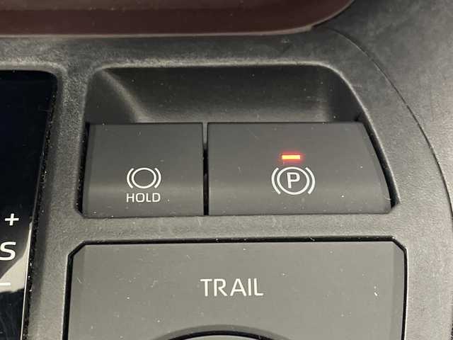 トヨタ ＲＡＶ４ ハイブリッドG 三重県 2019(令1)年 8.7万km ホワイトパールクリスタルシャイン 禁煙車/ＢＳＭ　/社外９インチナビ　/CD/DVD/BT/MSV/フルセグTV/シートヒーター　/バックカメラ　/ＥＴＣ　/クリアランスソナー　/D席パワーシート　/ステアリングヒーター　/レーダークルーズコントロール　/オートハイビーム　/前方ドライブレコーダー/電動パーキングブレーキ/オートホールド/パワーバックドア