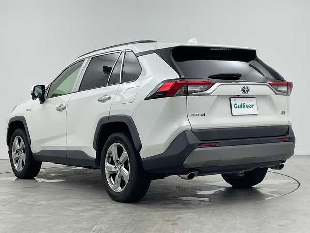 トヨタ ＲＡＶ４ ハイブリッドG 三重県 2019(令1)年 8.7万km ホワイトパールクリスタルシャイン 禁煙車/ＢＳＭ　/社外９インチナビ　/CD/DVD/BT/MSV/フルセグTV/シートヒーター　/バックカメラ　/ＥＴＣ　/クリアランスソナー　/D席パワーシート　/ステアリングヒーター　/レーダークルーズコントロール　/オートハイビーム　/前方ドライブレコーダー/電動パーキングブレーキ/オートホールド/パワーバックドア