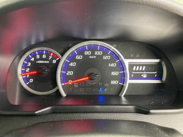 トヨタ タンク カスタムG S 道央・札幌 2017(平29)年 5.7万km ブラックマイカ/マゼンダベリーメタリック ・４WD/・寒冷地仕様/・社外メモリナビ/・フルセグTV/・全方位カメラ/・後席モニター/・ビルトインETC/・前後ドライブレコーダー/・スマートアシストIII//衝突回避支援ブレーキ機能//誤発進抑制制御機能//車線逸脱機能//先行車発進お知らせ機能//オートハイビーム/・両側パワースライドドア/・前席シートヒーター/・ワイパーデアイサー/・クルーズコントロール/・LEDヘッドライト/・フロントフォグランプ/・オートライト/・スマートキー/・エンジンプッシュスタート