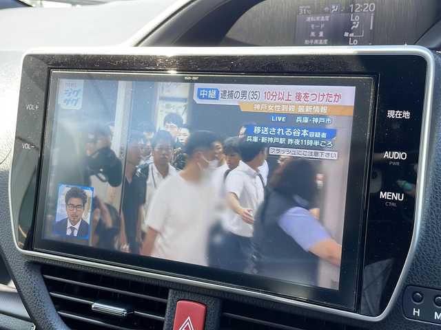 トヨタ ノア Si ダブルバイビー 新潟県 2018(平30)年 7.5万km ブラック 純正10インチSDナビ/（DTV/DVD/Bluetooth）/４WD/寒冷地仕様/純正フリップダウンモニター/モデリスタ/衝突軽減/レーンキープアシスト/クルーズコントロール/バックカメラ/ETC/両側パワースライドドア/ロールアップサンシェード/ハーフレザーシート/ステアリングスイッチ/MTモードAT/フロアマット/オートハイビーム/LEDライト/フォグランプ/ウィンカーミラー/電格ミラー/ドアバイザー