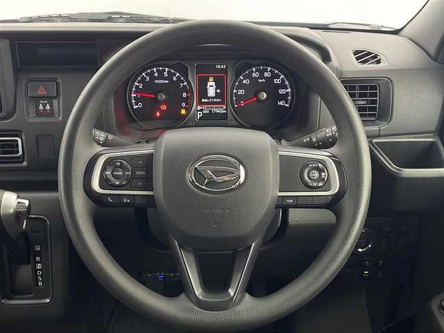 ダイハツ アトレー バン RS 栃木県 2023(令5)年 1.8万km レーザーブルークリスタルシャイン スマートアシスト/・衝突回避支援ブレーキ機能/・衝突警報機能/・車線逸脱警報機能/・誤発進抑制制御機能/・先行車発進お知らせ機能/・前後コーナーセンサー/・標識認識機能(進入禁止)/・アダプティブドライビングビーム/・全車速追従機能アダプティクルーズコントロール/・レーンキープコントロール/禁煙車/オーディオ/オートライト/両側パワースライドドア/オートエアコン/アイドリングストップ/USB給電/フォグライト/スマートキー/プッシュスタート/サイドバイザー/ステアリングスイッチ/ETC