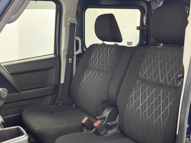 ダイハツ アトレー バン RS 栃木県 2023(令5)年 1.8万km レーザーブルークリスタルシャイン スマートアシスト/・衝突回避支援ブレーキ機能/・衝突警報機能/・車線逸脱警報機能/・誤発進抑制制御機能/・先行車発進お知らせ機能/・前後コーナーセンサー/・標識認識機能(進入禁止)/・アダプティブドライビングビーム/・全車速追従機能アダプティクルーズコントロール/・レーンキープコントロール/禁煙車/オーディオ/オートライト/両側パワースライドドア/オートエアコン/アイドリングストップ/USB給電/フォグライト/スマートキー/プッシュスタート/サイドバイザー/ステアリングスイッチ/ETC