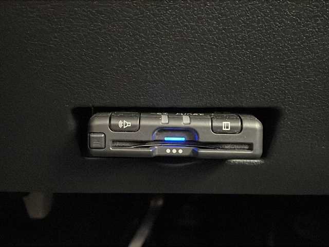 ダイハツ アトレー バン RS 栃木県 2023(令5)年 1.8万km レーザーブルークリスタルシャイン スマートアシスト/・衝突回避支援ブレーキ機能/・衝突警報機能/・車線逸脱警報機能/・誤発進抑制制御機能/・先行車発進お知らせ機能/・前後コーナーセンサー/・標識認識機能(進入禁止)/・アダプティブドライビングビーム/・全車速追従機能アダプティクルーズコントロール/・レーンキープコントロール/禁煙車/オーディオ/オートライト/両側パワースライドドア/オートエアコン/アイドリングストップ/USB給電/フォグライト/スマートキー/プッシュスタート/サイドバイザー/ステアリングスイッチ/ETC