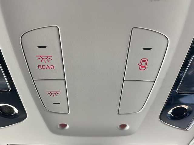 アウディ Ａ６ 2．8 FSI クワトロ 長野県 2015(平27)年 12.7万km 黒 ブラックレザーシート/純正ナビ/バックカメラ/ETC/BOSEサウンド/社外18インチアルミ/社外アルミ夏タイヤ積込/前後コーナーセンサー/シートヒーター/プッシュスタート/保証書/スペアキー