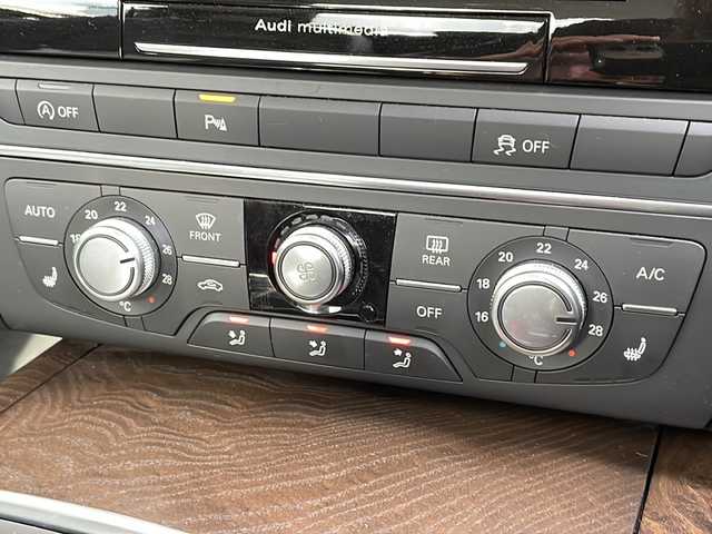 アウディ Ａ６ 2．8 FSI クワトロ 長野県 2015(平27)年 12.7万km 黒 ブラックレザーシート/純正ナビ/バックカメラ/ETC/BOSEサウンド/社外18インチアルミ/社外アルミ夏タイヤ積込/前後コーナーセンサー/シートヒーター/プッシュスタート/保証書/スペアキー