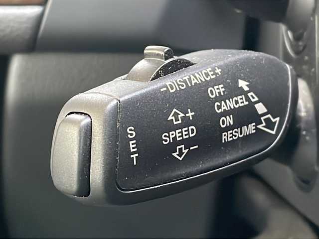 アウディ Ａ６ 2．8 FSI クワトロ 長野県 2015(平27)年 12.7万km 黒 ブラックレザーシート/純正ナビ/バックカメラ/ETC/BOSEサウンド/社外18インチアルミ/社外アルミ夏タイヤ積込/前後コーナーセンサー/シートヒーター/プッシュスタート/保証書/スペアキー