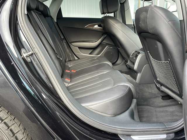 アウディ Ａ６ 2．8 FSI クワトロ 長野県 2015(平27)年 12.7万km 黒 ブラックレザーシート/純正ナビ/バックカメラ/ETC/BOSEサウンド/社外18インチアルミ/社外アルミ夏タイヤ積込/前後コーナーセンサー/シートヒーター/プッシュスタート/保証書/スペアキー