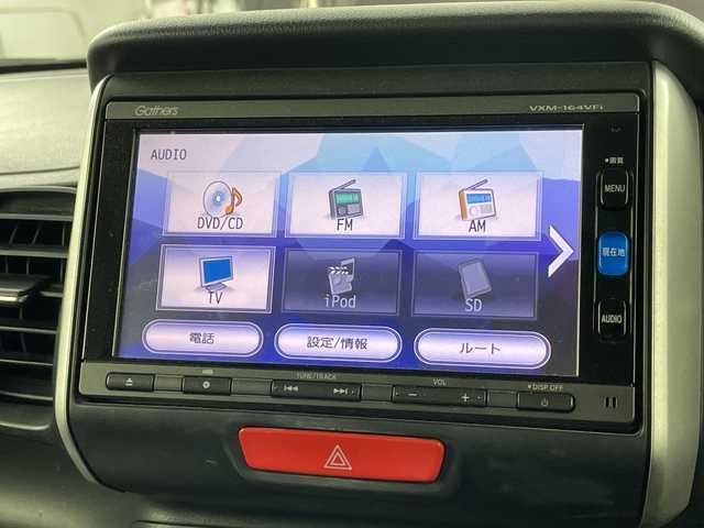 ホンダ Ｎ ＢＯＸ SSパッケージ 愛知県 2015(平27)年 8.5万km プレミアムディープモカパール 禁煙車/純正7インチナビ/（CD/DVD/Bluetooth/ワンセグTV/SD)/バックカメラ/シティブレーキアクティブシステム/ETC/両側パワースライドドア/ベンチシート/チップアップシート/横滑り防止装置/フロアマット/スマートキー/スペアキー有/プッシュスタート/オートエアコン/ステアリングスイッチ