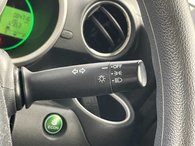 ホンダ Ｎ ＢＯＸ SSパッケージ 愛知県 2015(平27)年 8.5万km プレミアムディープモカパール 禁煙車/純正7インチナビ/（CD/DVD/Bluetooth/ワンセグTV/SD)/バックカメラ/シティブレーキアクティブシステム/ETC/両側パワースライドドア/ベンチシート/チップアップシート/横滑り防止装置/フロアマット/スマートキー/スペアキー有/プッシュスタート/オートエアコン/ステアリングスイッチ