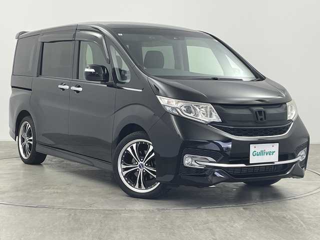 ホンダ ステップワゴン スパーダ 群馬県 2015(平27)年 4.5万km プレミアムスパークルブラックパール 純正１１型ナビ　純正９型ナビ　バックカメラ　片側電動スライドドア　ＥＴＣ　ドラレコ　衝突被害軽減ブレーキ　アダプティブクルーズ　わくわくゲート　革巻きステアリング　ＬＥＤ　スマートキー　禁煙車