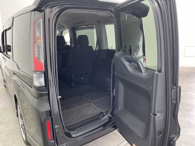 ホンダ ステップワゴン スパーダ 群馬県 2015(平27)年 4.5万km プレミアムスパークルブラックパール 純正１１型ナビ　純正９型ナビ　バックカメラ　片側電動スライドドア　ＥＴＣ　ドラレコ　衝突被害軽減ブレーキ　アダプティブクルーズ　わくわくゲート　革巻きステアリング　ＬＥＤ　スマートキー　禁煙車