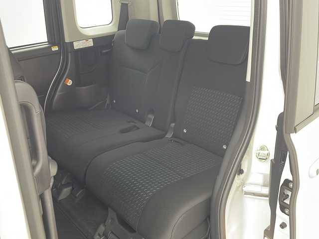 ダイハツ トール カスタムG 茨城県 2025(令7)年 0.6万km パールホワイトⅢ 純正ディスプレイオーディオ/両側パワースライドドア/バックカメラ/レーダークルーズコントロール/ステアリングスイッチ/革巻きハンドル/シートヒーター/HDMI/LEDヘッドライト/フォグランプ/オートライト/純正ドライブレコーダー/純正フロアマット/純正アルミホイール/スマートキー