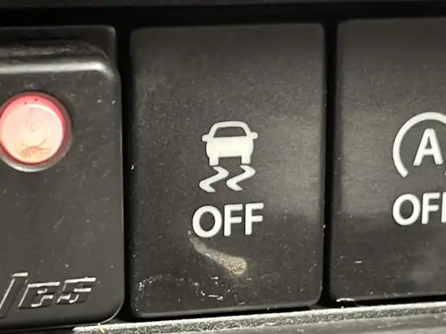 スズキ クロスビー HYBRID MZ 群馬県 2018(平30)年 4.5万km キャラバンアイボリーパールメタリック/ホワイト 2トーンルーフ 純正８インチナビ　全方位モニター　クルーズコントロール　ＬＥＤライト　フォグランプ　シートヒーター　純正１６インチアルミホイール　ステアリングリモコン　プッシュスタート　スマートキー　禁煙車